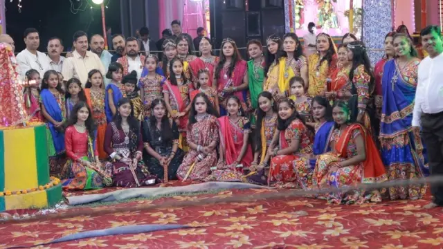 नन्हे बाल कलाकारों से लेकर महिलाओं तक ने बिखेरा गरबा का रंग, नवरंग उत्सव में दिखी आस्था और संस्कृति की झलक