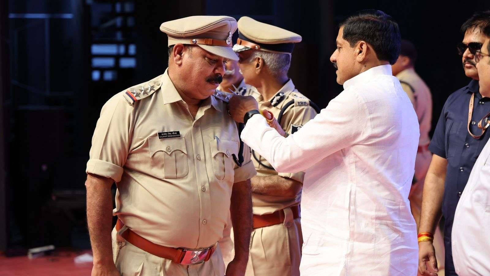 पदोन्नति के लिए पुलिस ने माना प्रदेश के मुखिया का आभार, सीएम डॉ. मोहन बोले- सरकार आपके लिए सबकुछ करेगी