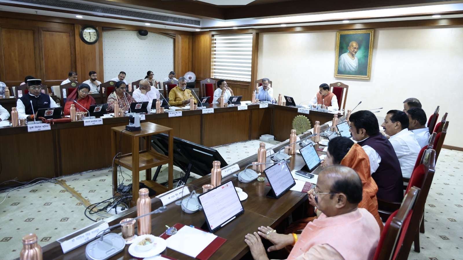47 हजार 990 करोड़ से होगा प्रदेश का विकास, जानें सीएम डॉ. मोहन ने कैबिनेट में क्या-क्या लिए निर्णय?